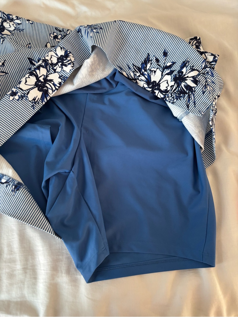 S.C. & Co. Blue and White Floral Print Skort Tummy Control - Picture 9 of 9